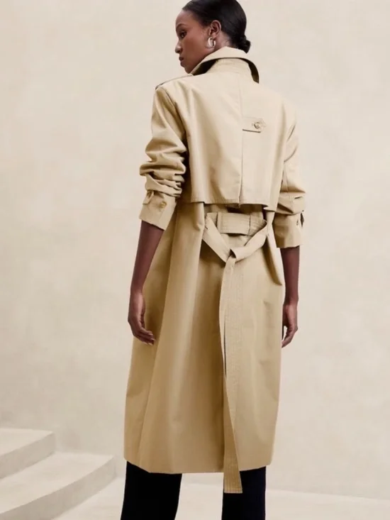 Banana Republic Classic Trench Coat - Picture 2 of 5